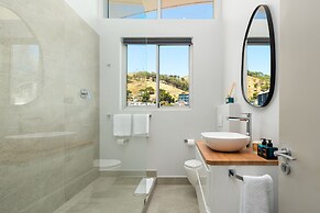 Point Break Luxury Apartments