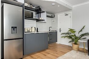 Point Break Luxury Apartments