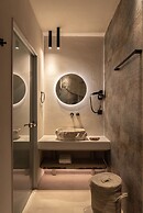 Manili Boutique Suites & Villas