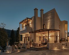Manili Boutique Suites & Villas