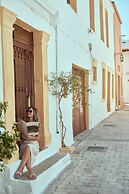 Manili Boutique Suites & Villas