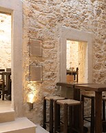 Manili Boutique Suites & Villas
