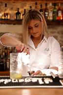 Manili Boutique Suites & Villas