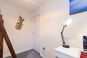 Coventry- Jenner Pet Friendly 2 Bedroom Apartment