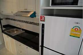 Jomtien Beach Condominium 6th Floor Apartment