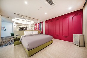 ACT Hotel