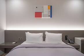 ACT Hotel