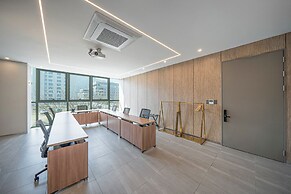 ACT Hotel