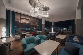 ACT Hotel