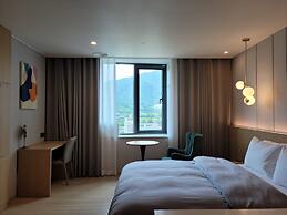 ACT Hotel