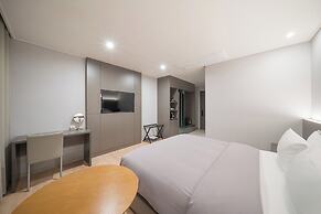 ACT Hotel
