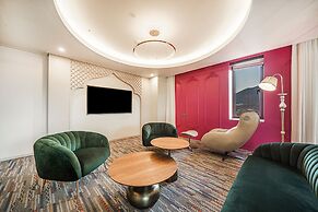 ACT Hotel