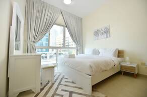 Marina Park 1 Bed with Study for 3 People