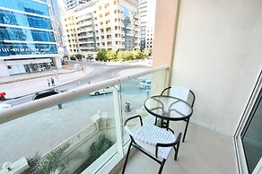 Marina Park 1 Bed with Study for 3 People