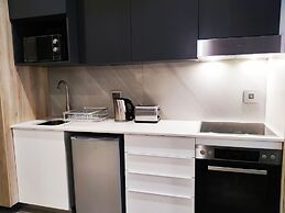 Menlyn Residence Luxury Studio Apartment