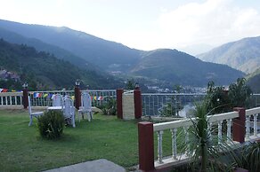 Pemaling Lords Inn Dirang