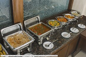 Itsy Hotels Chetan Executive Hadapsar Phursungi