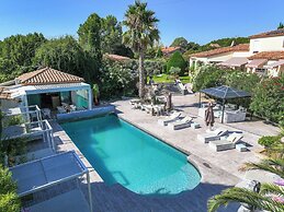 Casa Dina