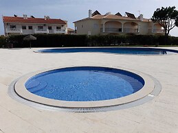 Remarkable 1-bed Apartment in Olhos de Água