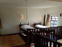 Ngari Hill Ecolodge