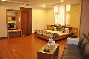 Hotel Mandakini Plaza