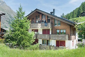 Haus Bärgbach by Zermatt Premium Apartments