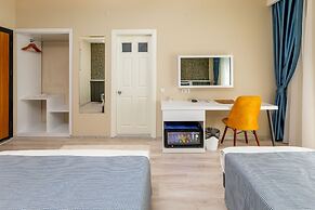 Der Inn Hotel