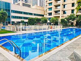 Spectacular 2BR With Burj Khalifa Fountain View