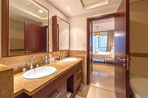 Spectacular 2BR With Burj Khalifa Fountain View