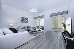 2BR on Palm Jumeirah With Beach and Complimentary Golf