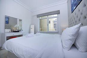 2BR on Palm Jumeirah With Beach and Complimentary Golf