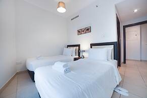 Upgraded Apartment w Stunning Burj Khalifa View