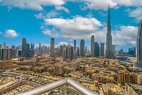 Upgraded Apartment w Stunning Burj Khalifa View