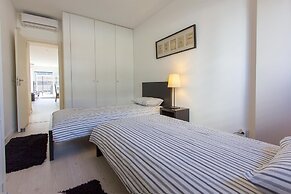 Expo River Side by Homing