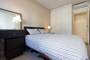 Expo River Side by Homing