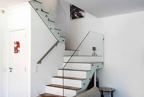Sesimbra Stylish Villa by Homing