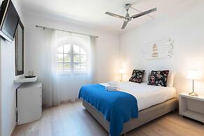 Sesimbra Stylish Villa by Homing