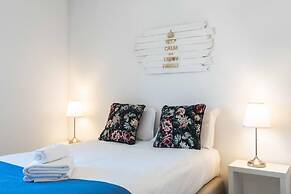 Sesimbra Stylish Villa by Homing