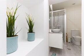 Benfica Apartments I by Homing