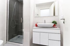 Benfica Apartments III by Homing