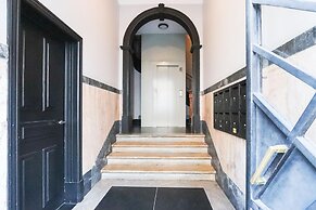 Marques DE Pombal Duplex With Terrace by Homing