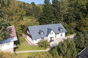 Villa mit Pool Skigebiete Kjh348