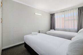 Thermal Oak Motel