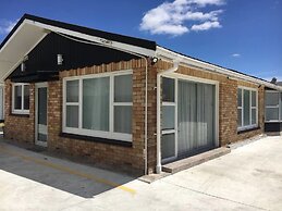 Thermal Oak Motel