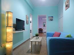 2 Bed Flat - Sleeps 4 - Pets - Parking - Wifi