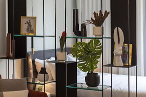 De Picciotto Suites