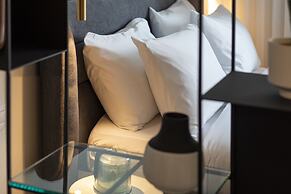 De Picciotto Suites