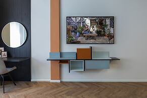 De Picciotto Suites