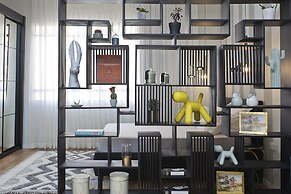De Picciotto Suites