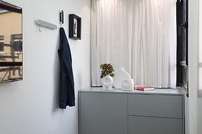 De Picciotto Suites